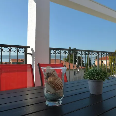 Apartment New 9 Minutes From Split Airport *