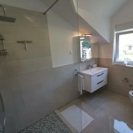 Apartment New 9 Minutes From Split Airport *