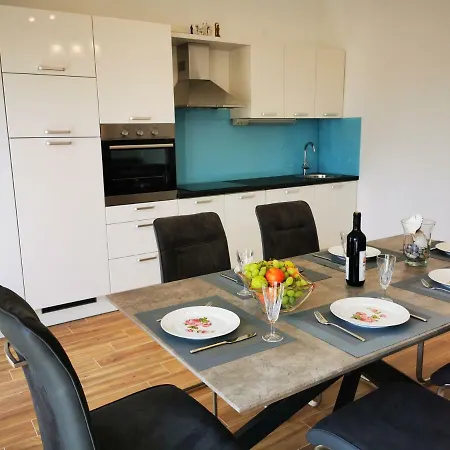 New 9 Minutes From Split Airport Kastela