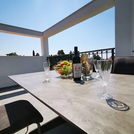 New 9 Minutes From Split Airport Kastela