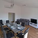 Apartamento New 9 Minutes From Split Airport Kaštela