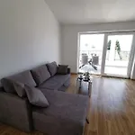 New 9 Minutes From Split Airport *