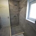 Apartamento New 9 Minutes From Split Airport *