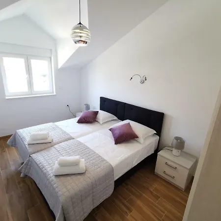Apartamento New 9 Minutes From Split Airport