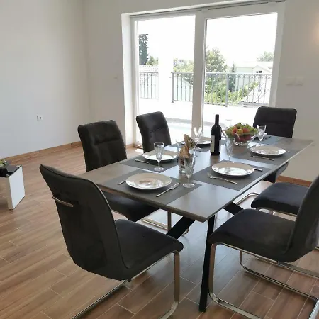 New 9 Minutes From Split Airport Kaštela